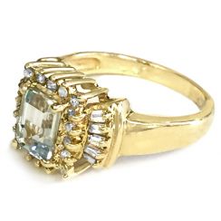 1 CT Aquamarine and Diamond Ring