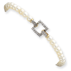 Diamond Clasp Pearl Bracelet
